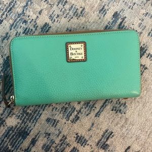 Dooney & Bourke teal wallet.